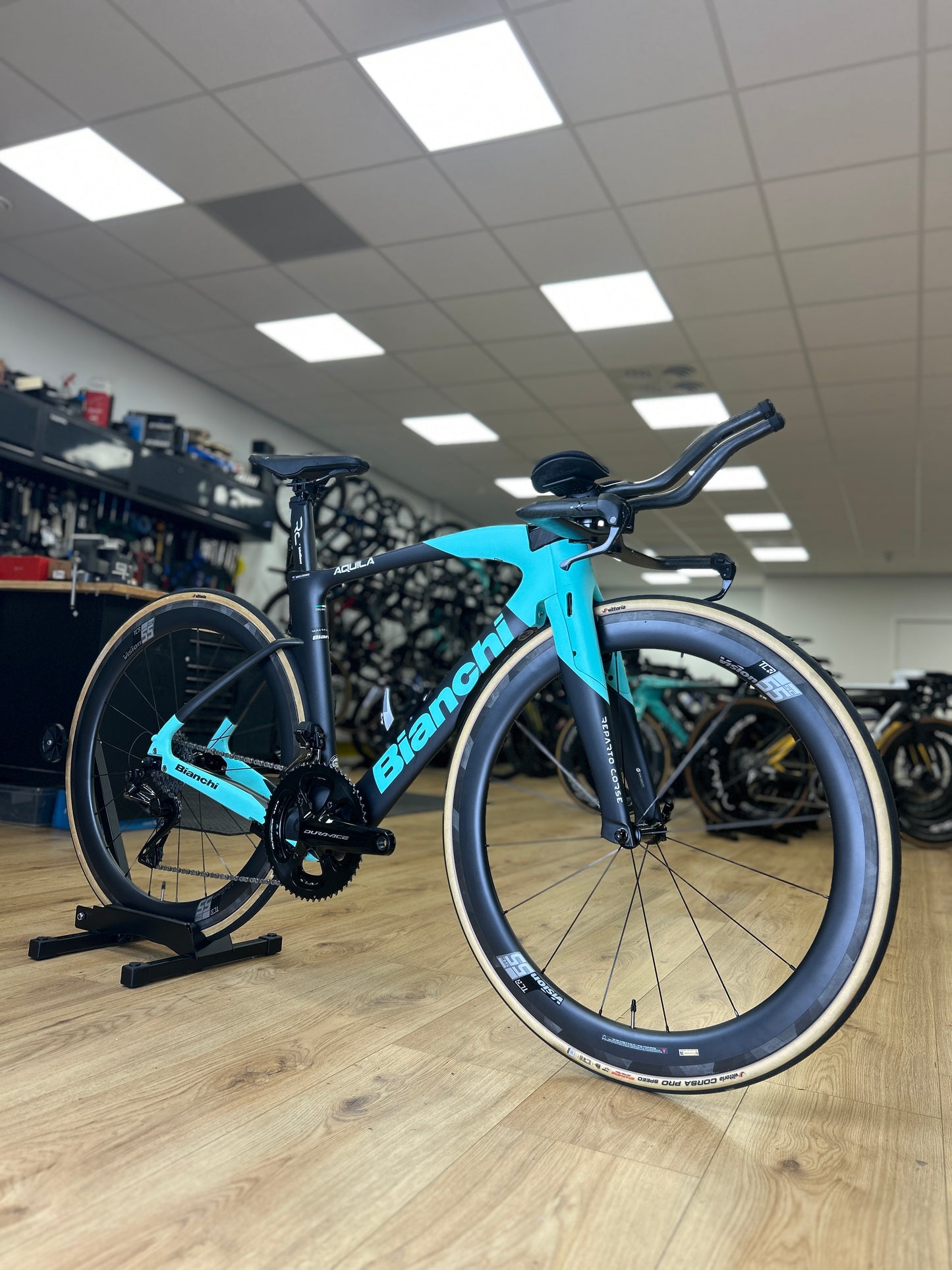 Bianchi Aquila CV Dura Ace Di2 Carbon Racefiets