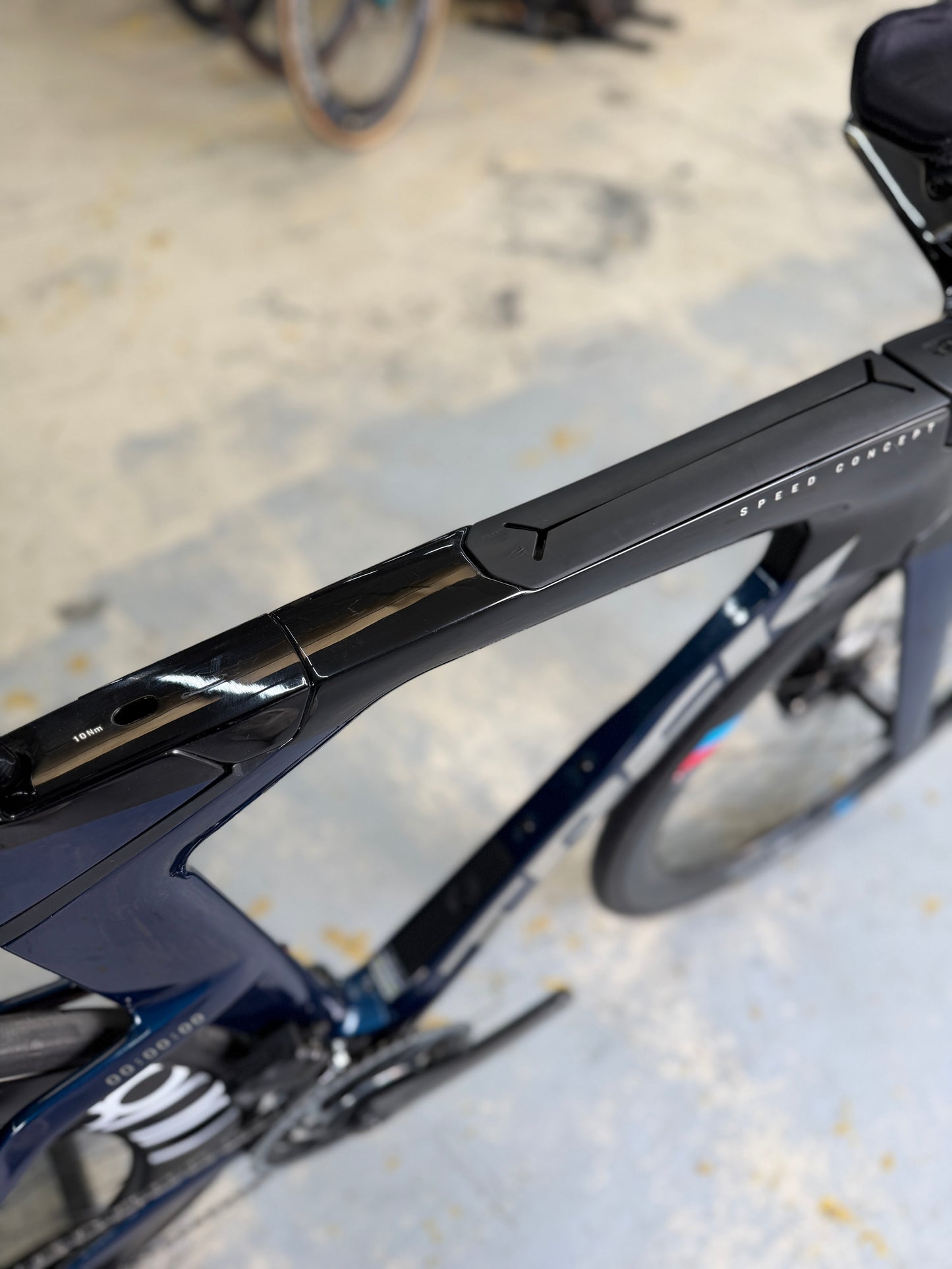Trek Speed Concept SLR 9 eTap Red Carbon Racefiets