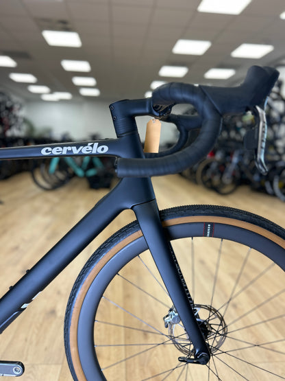 0km Showroom Model Cervelo Aspero 5 Red XPLR AXS Gravel Fiets