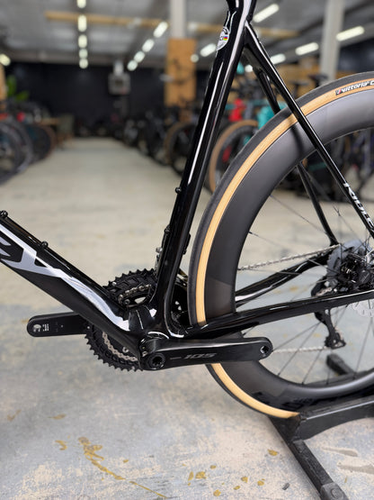 SHOWROOM Ridley Fenix SLiC Di2 Carbon Racefiets