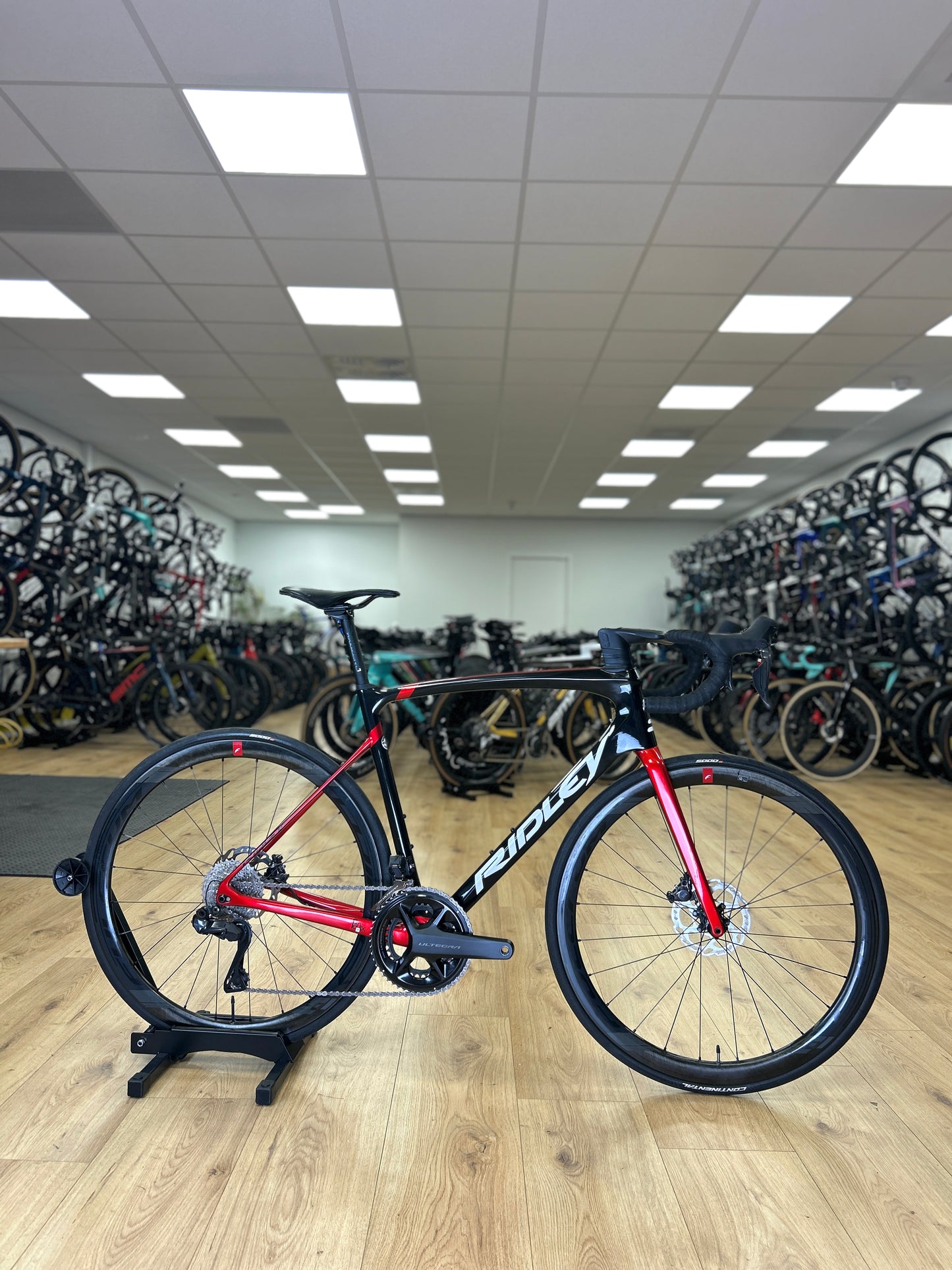 Ridley Fenix SLiC Di2 Carbon Racefiets