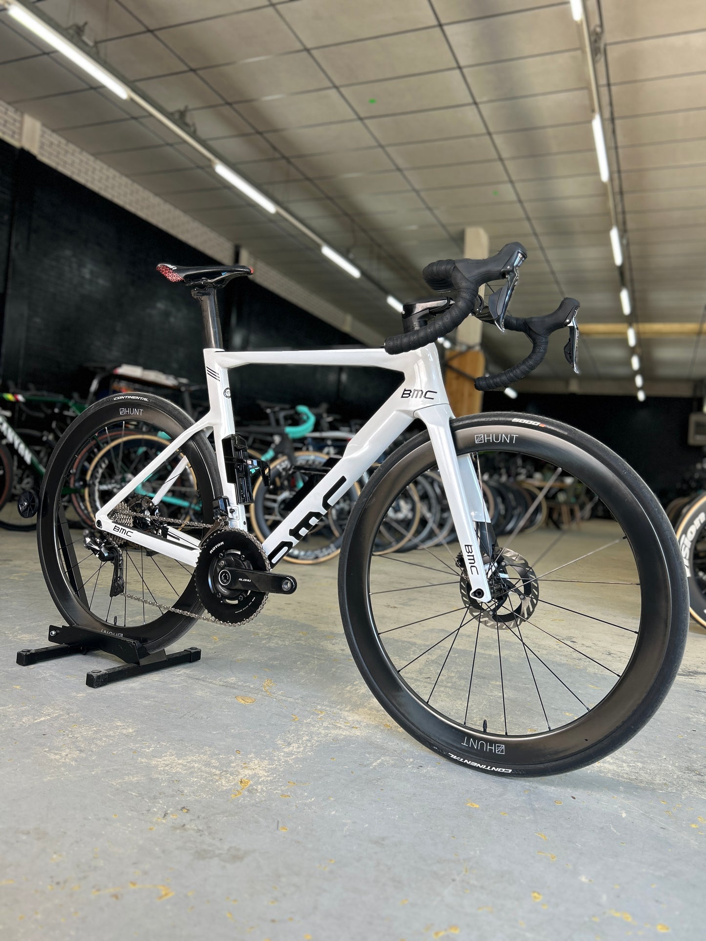 BMC Timemachine R01 Dura Ace Di2 Carbon Road Bike