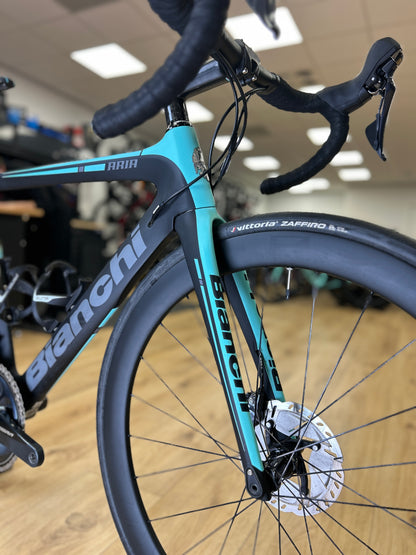 Bianchi Aria Disc Carbon Racefiets
