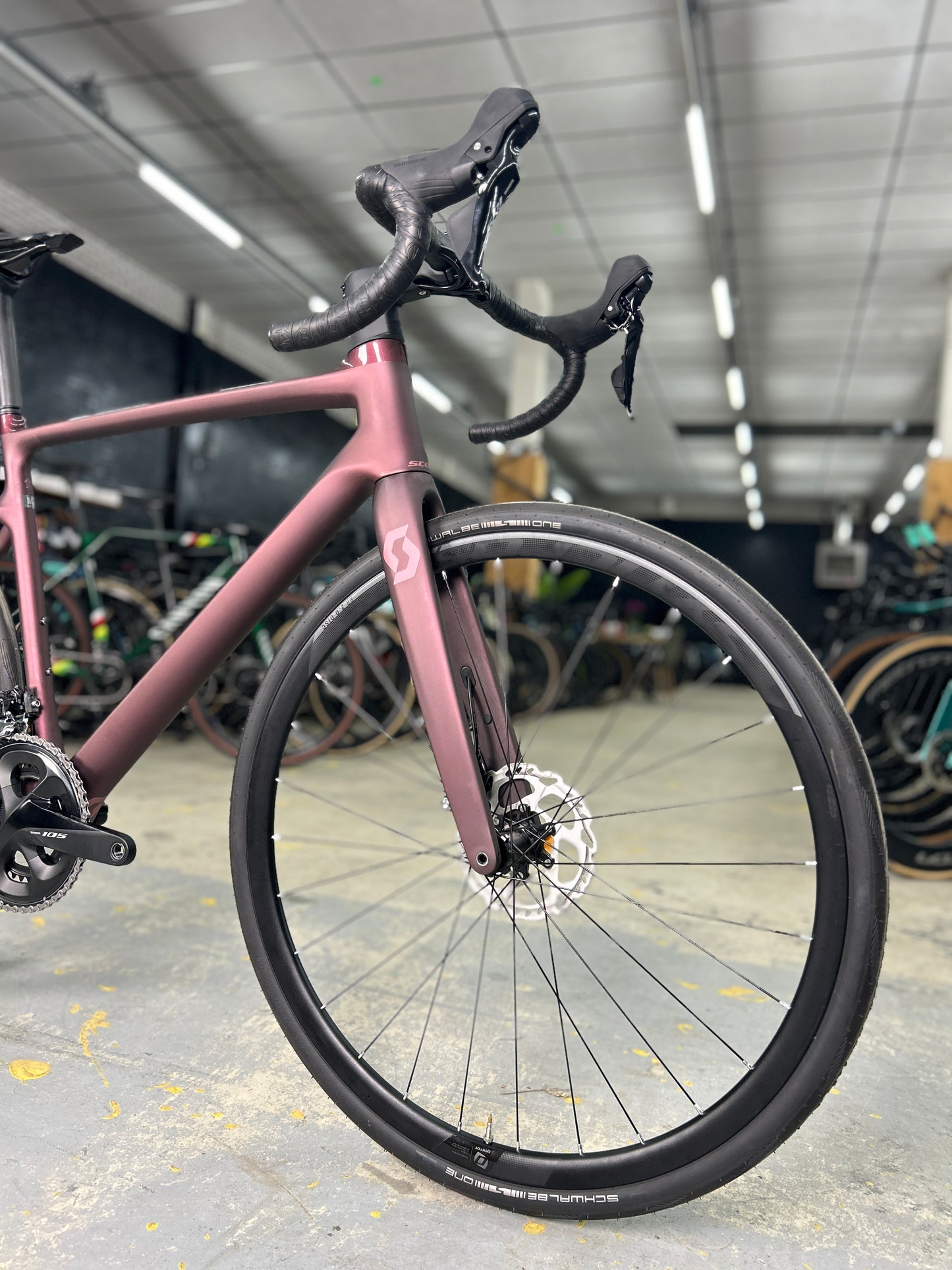 NEW Scott Contessa Addict 25 Carbon Road Bike