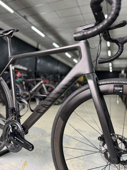 Canyon Ultimate CF SLX Dura Ace Di2 Carbon Racefiets