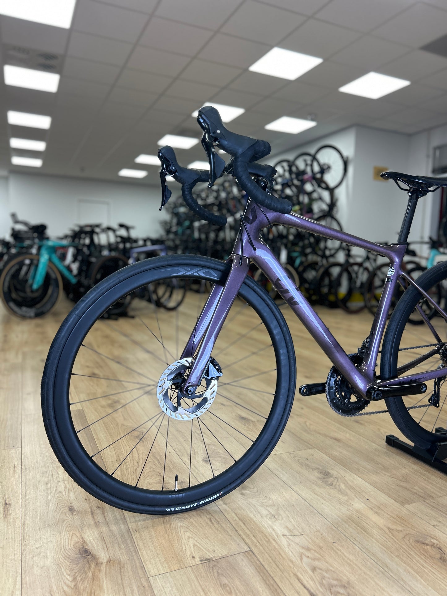 Liv Avail Advanced 1 Carbon Road Bike