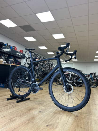 S-Works Tarmac SL6 Disc AXS Carbon Road Bike