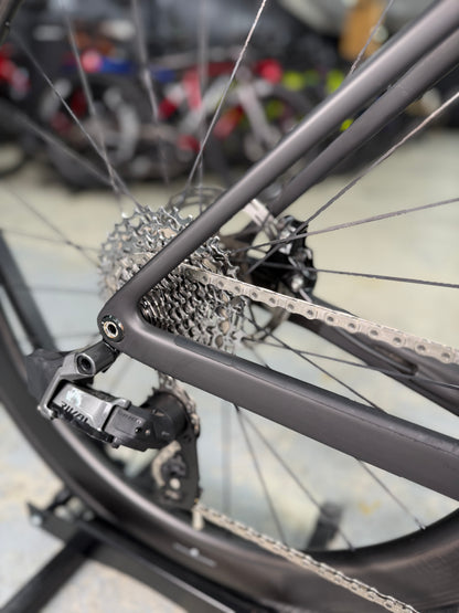 Scott Addict AXS Carbon Road Bike