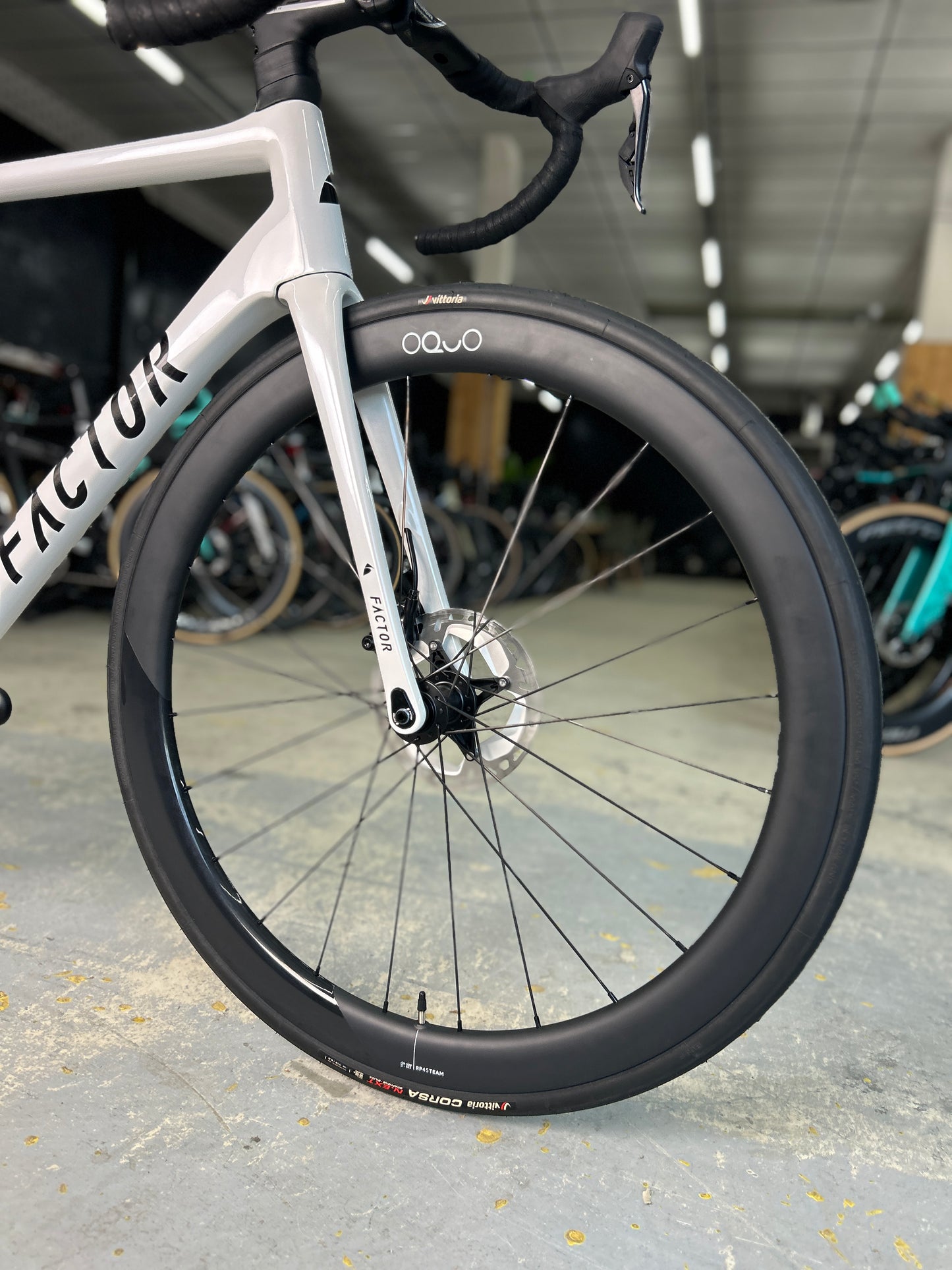 Showroom Factor O2 Di2 Carbon Racefiets