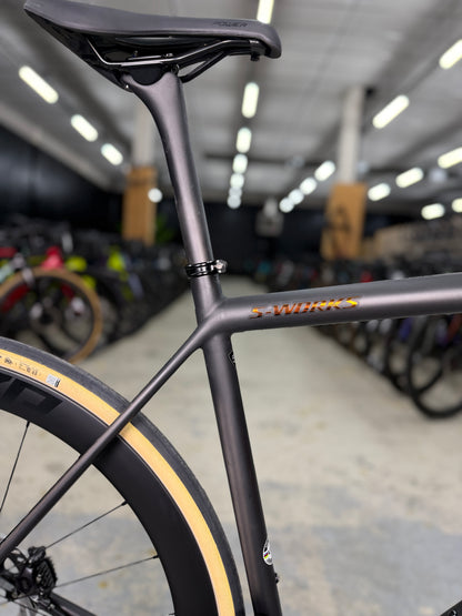NIEUW S-Works Aethos Di2 Carbon Racefiets