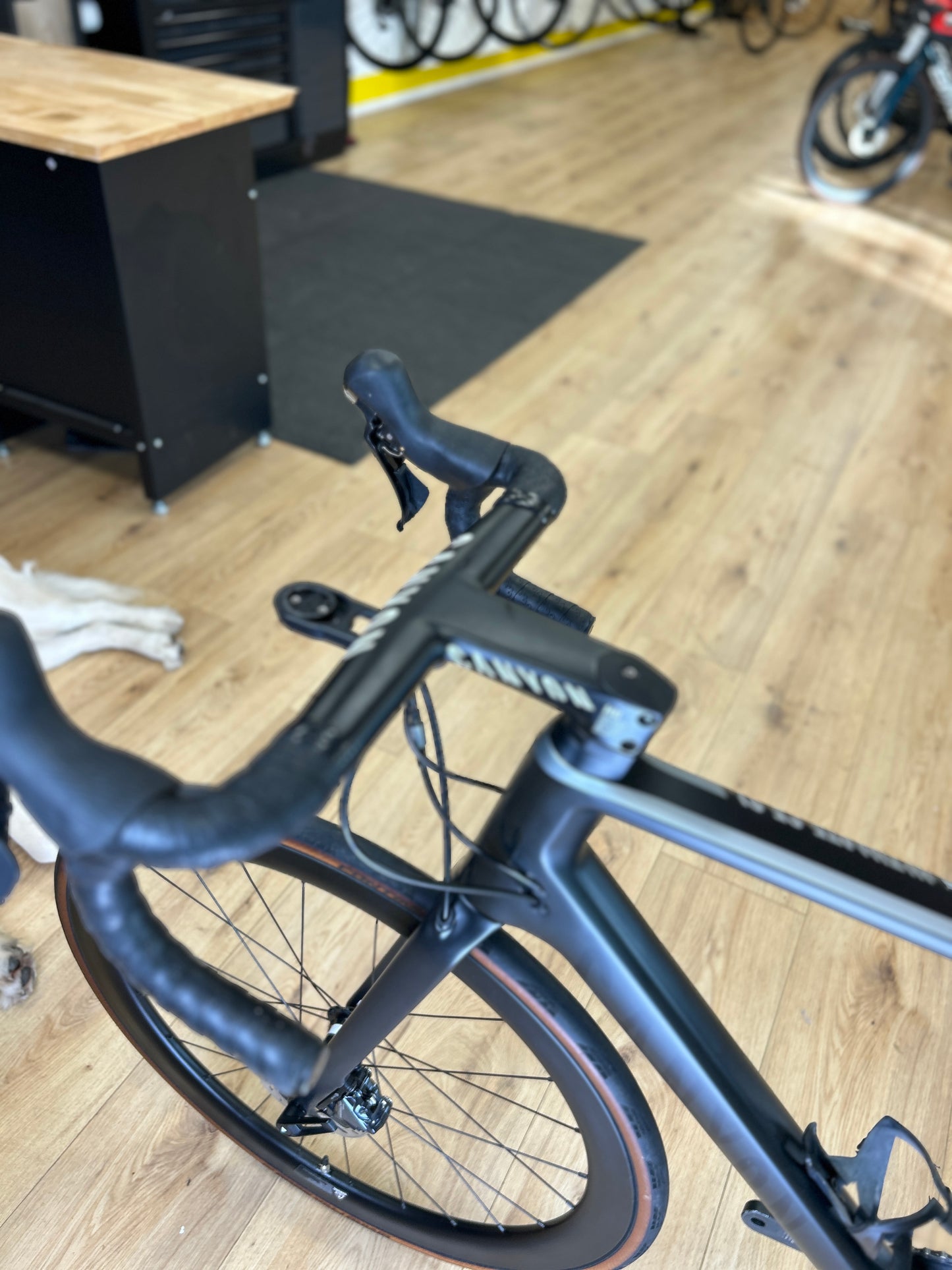 Canyon Ultimate CF SL Disc Carbon Racefiets