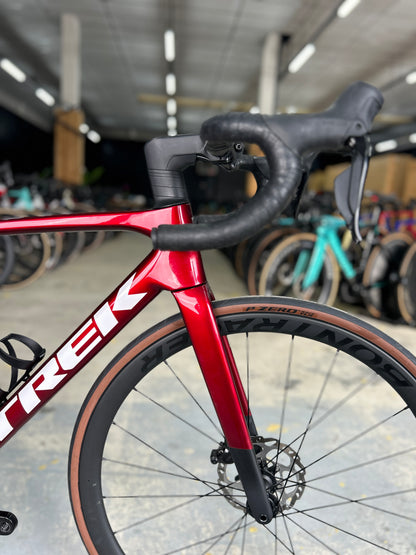 Trek Madone SL6 Di2 Carbon Road Bike