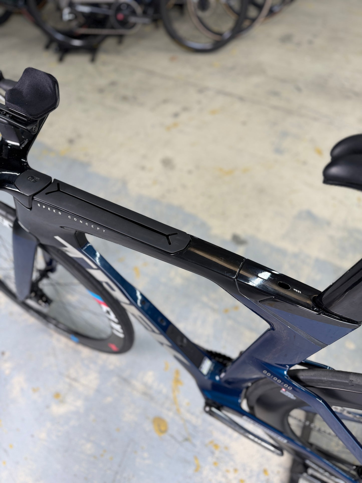 Trek Speed Concept SLR 9 eTap Red Carbon Racefiets