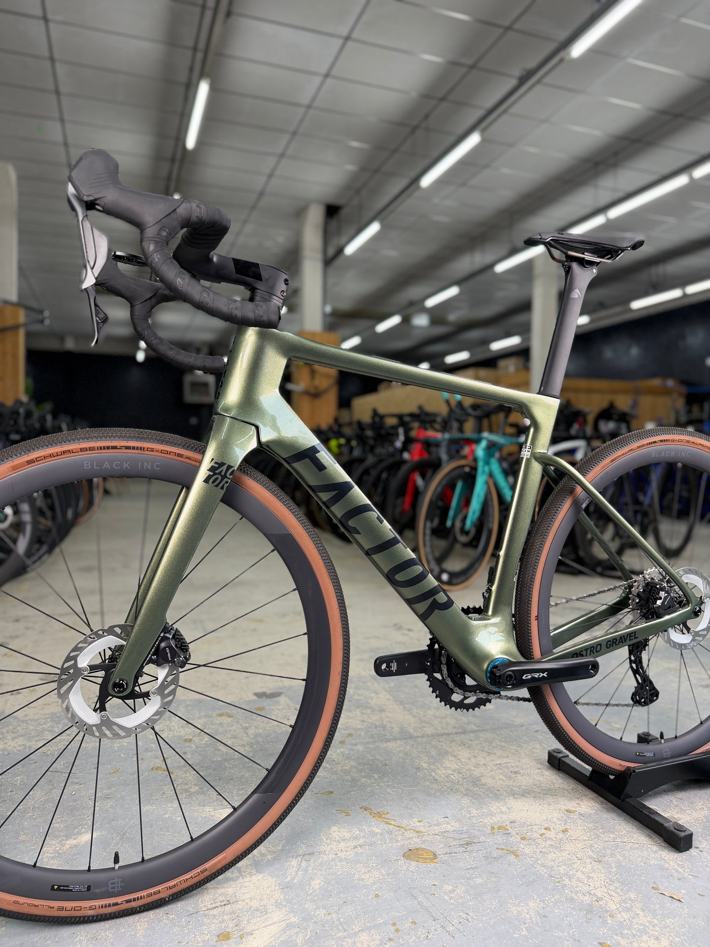 NIEUW Factor Ostro Gravel GRX Di2 Gravel Fiets