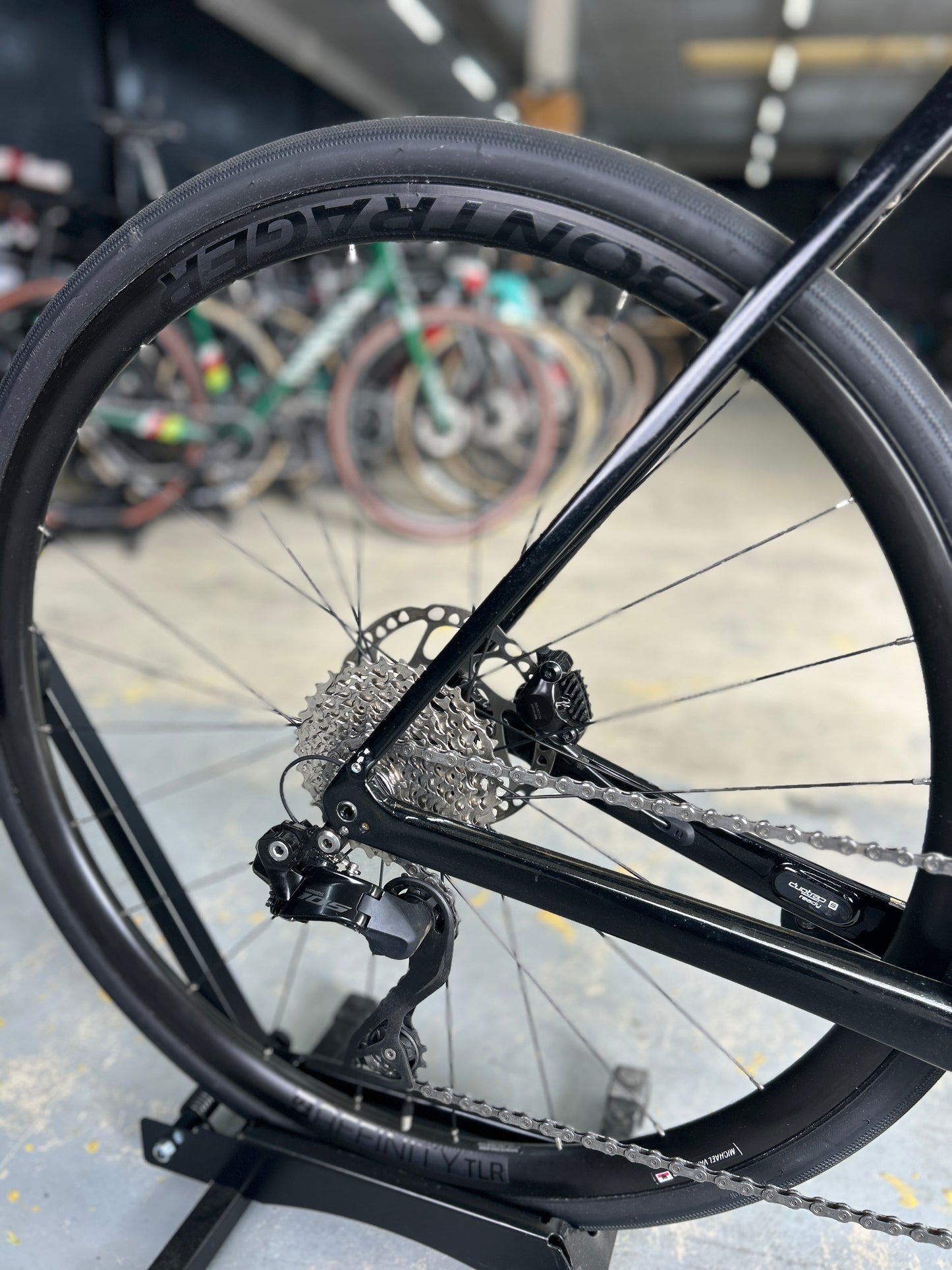 Trek Domane SL4 Di2 Carbon Road Bike