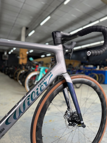 Wilier Filante SLR SRAM RED eTap Carbon Racefiets