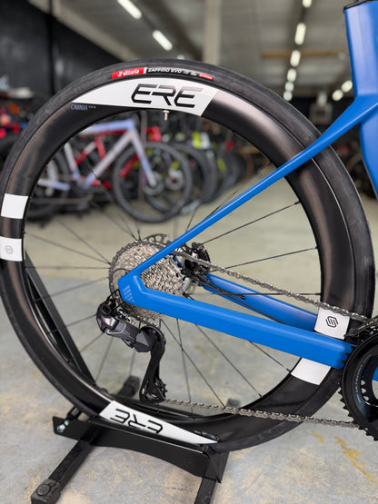 NIEUW BMC Roadmachine TWO Di2 Carbon Racefiets