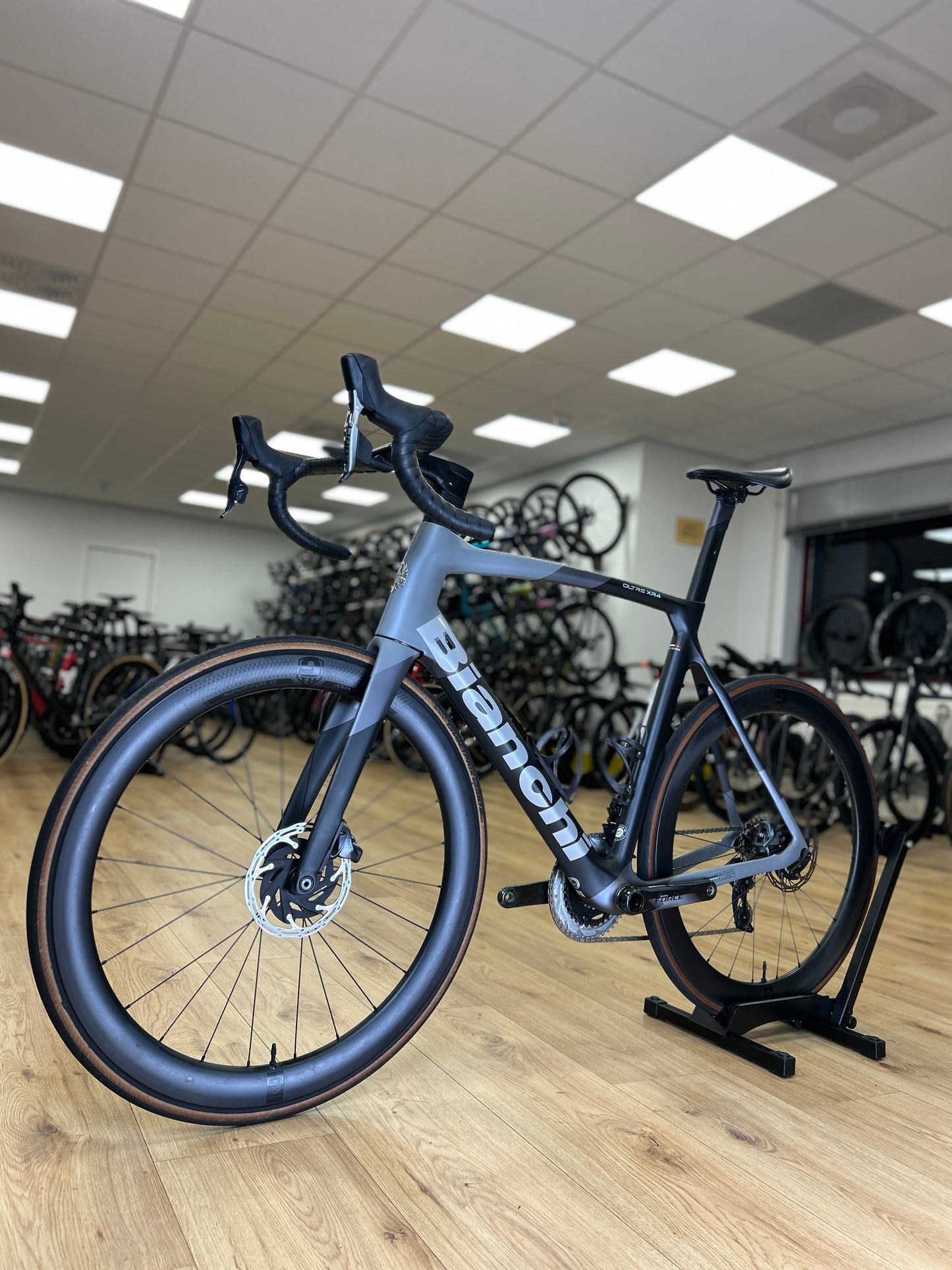 Bianchi Oltre XR4 AXS Carbon Racefiets