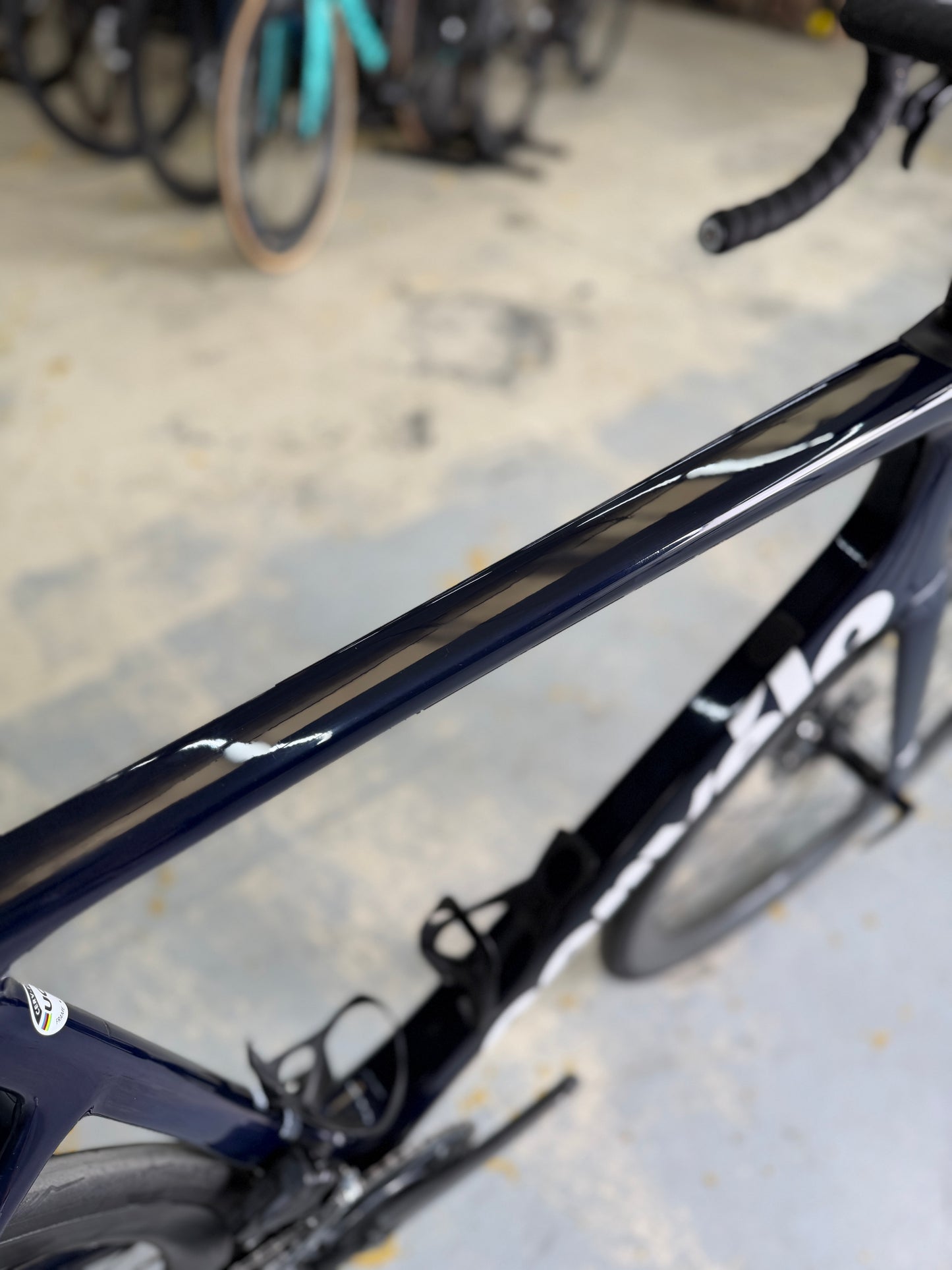 Cervélo Caledonia-5 Red eTap Carbon Road Bike