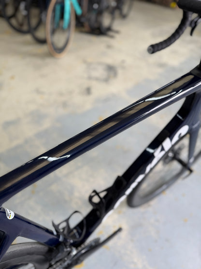Cervélo Caledonia-5 Red eTap Carbon Road Bike