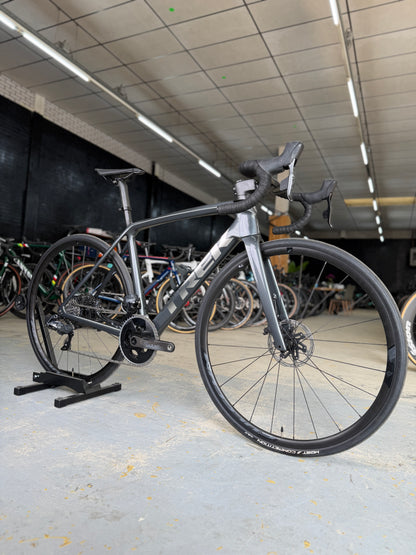 Trek Émonda SL6 AXS Carbon Road Bike