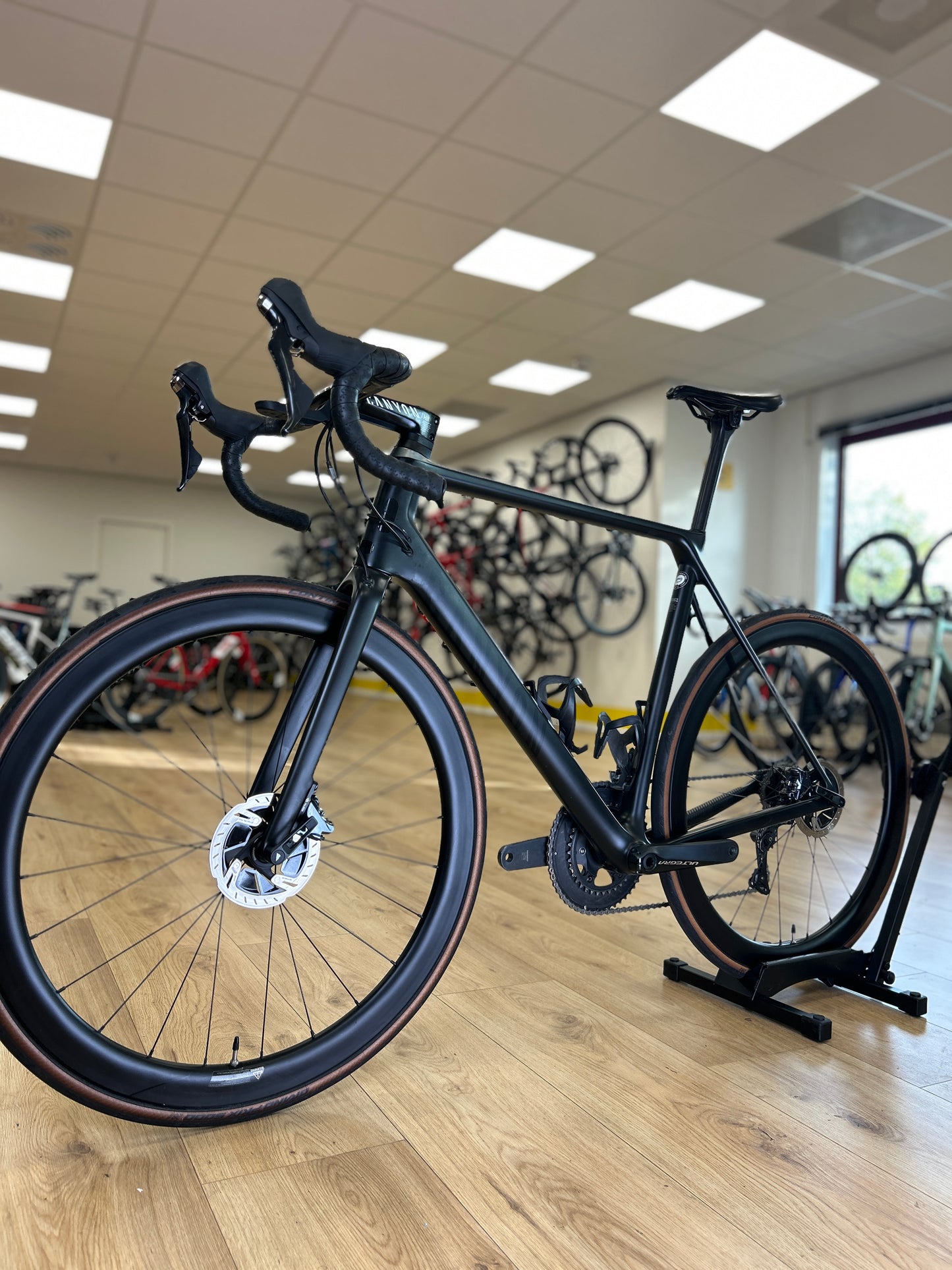 Canyon Ultimate CF SL Disc Carbon Racefiets