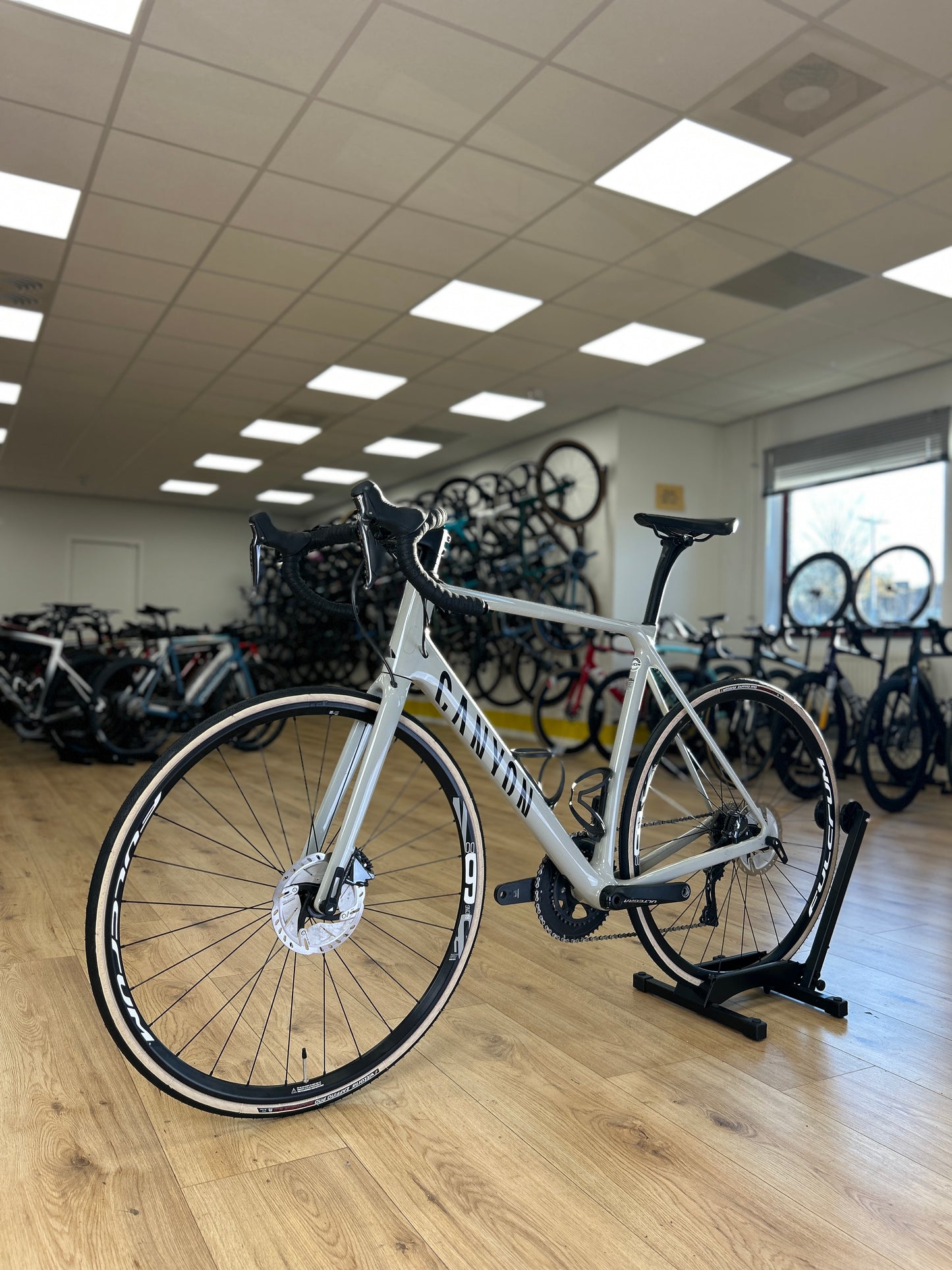 Canyon Endurace CF SL 8 Disc Di2 Carbon Racefiets