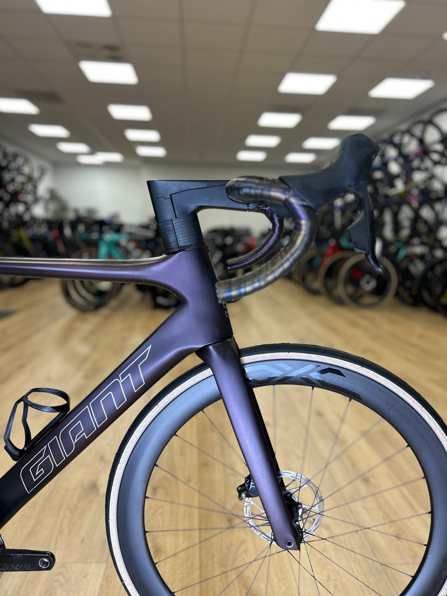 Giant Propel Advanced Pro 1 AXS Carbon Road Bike