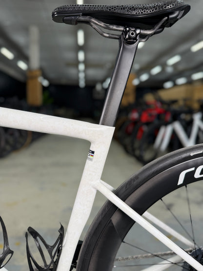 S-Works Tarmac SL8 eTap Red Carbon Racefiets