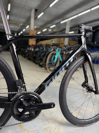 Giant TCR Advanced Di2 Carbon Racefiets