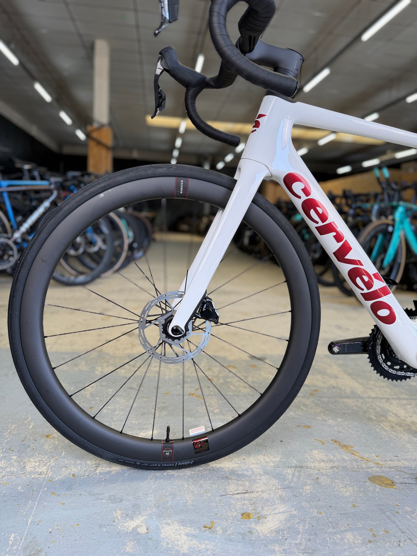 SHOWROOM Cervélo Caledonia-5 AXS Carbon Racefiets