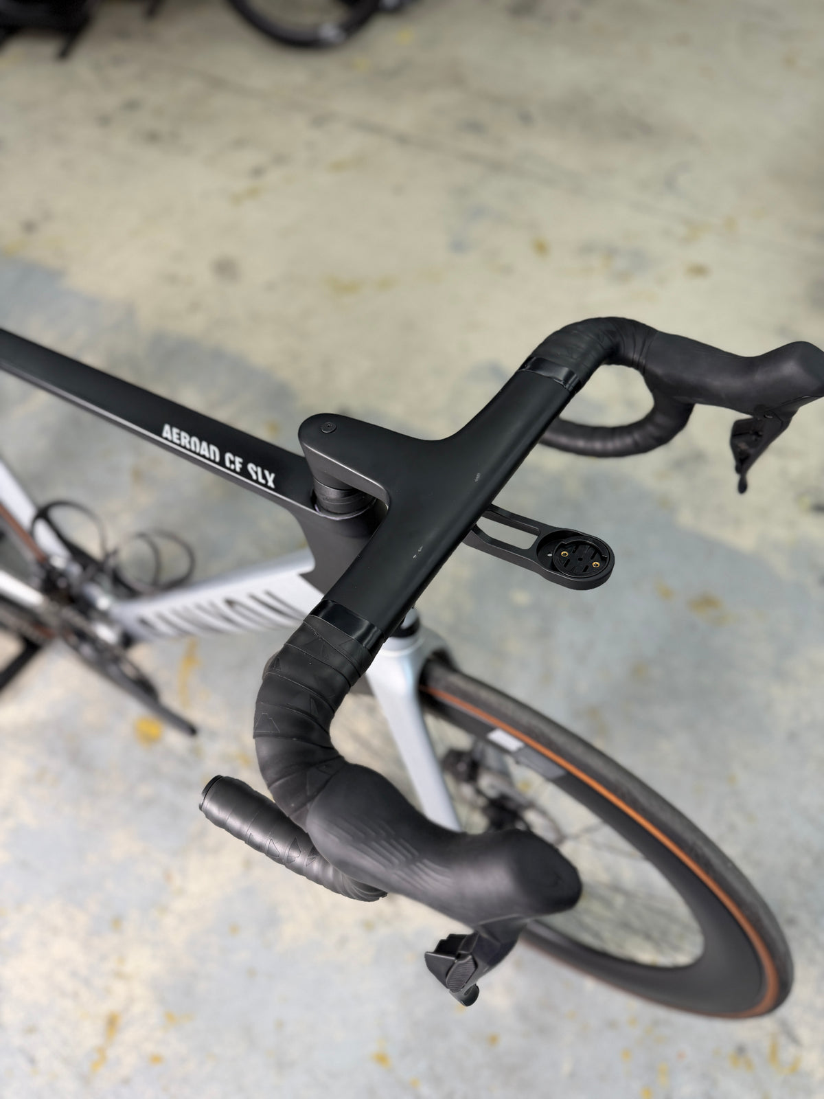 300km Canyon Aeroad CF SLX Di2 Carbon Racefiets