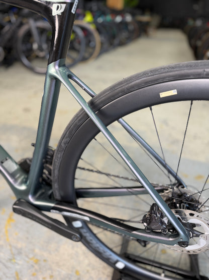 Giant Defy Advanced Pro 1 Di2 Carbon Road Bike