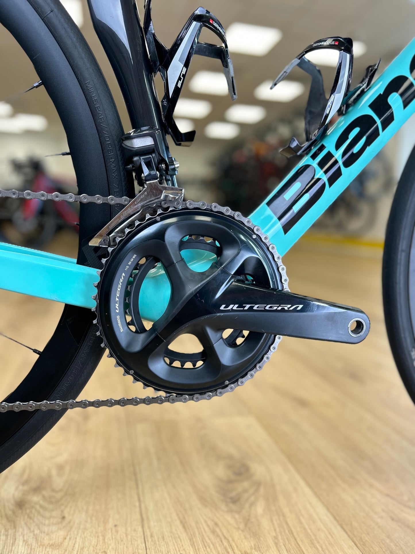 Bianchi Oltre Xr3 Di2 Disc Carbon Racefiets