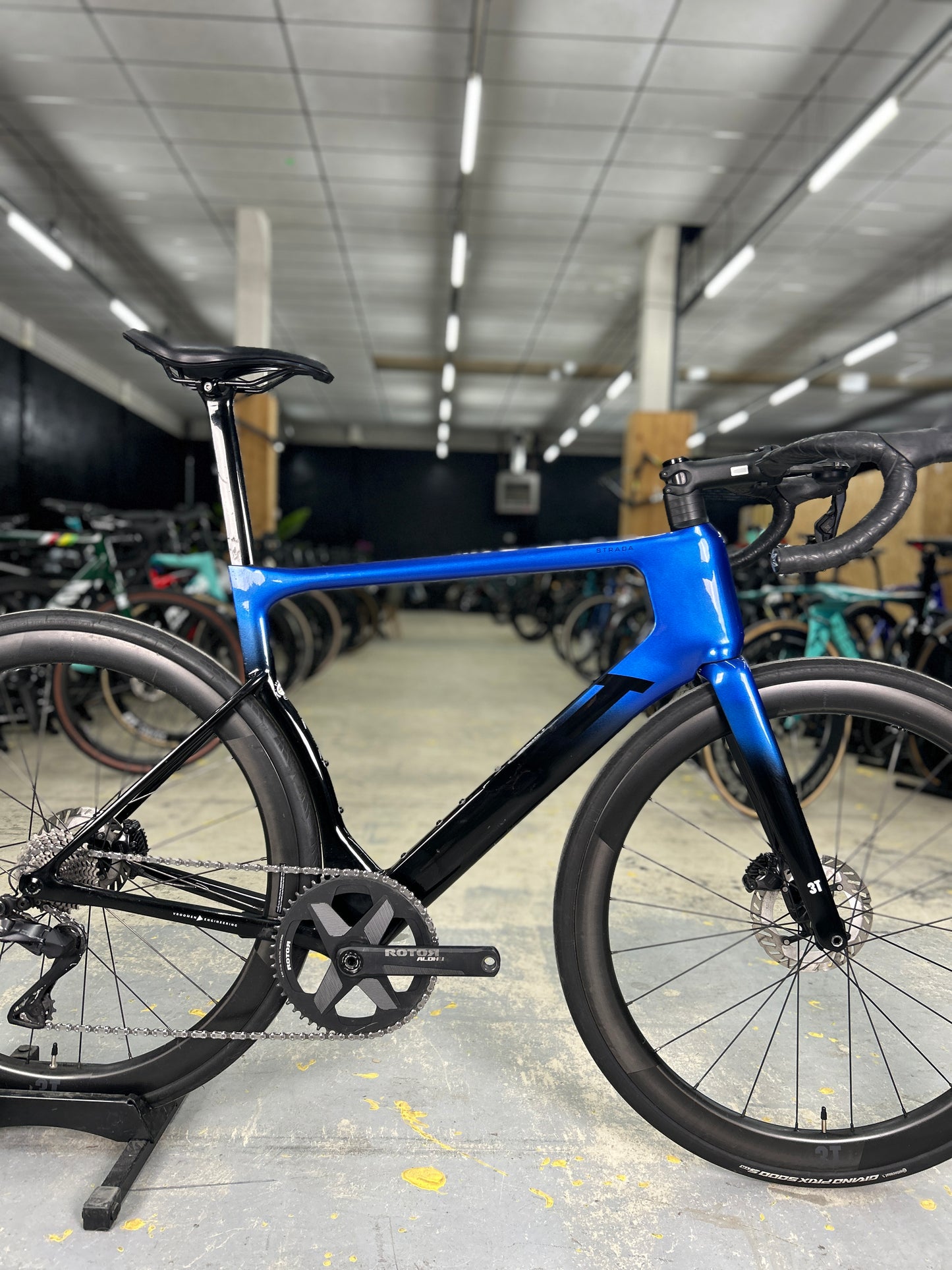 3T Strada Di2 Disc Carbon Racefiets