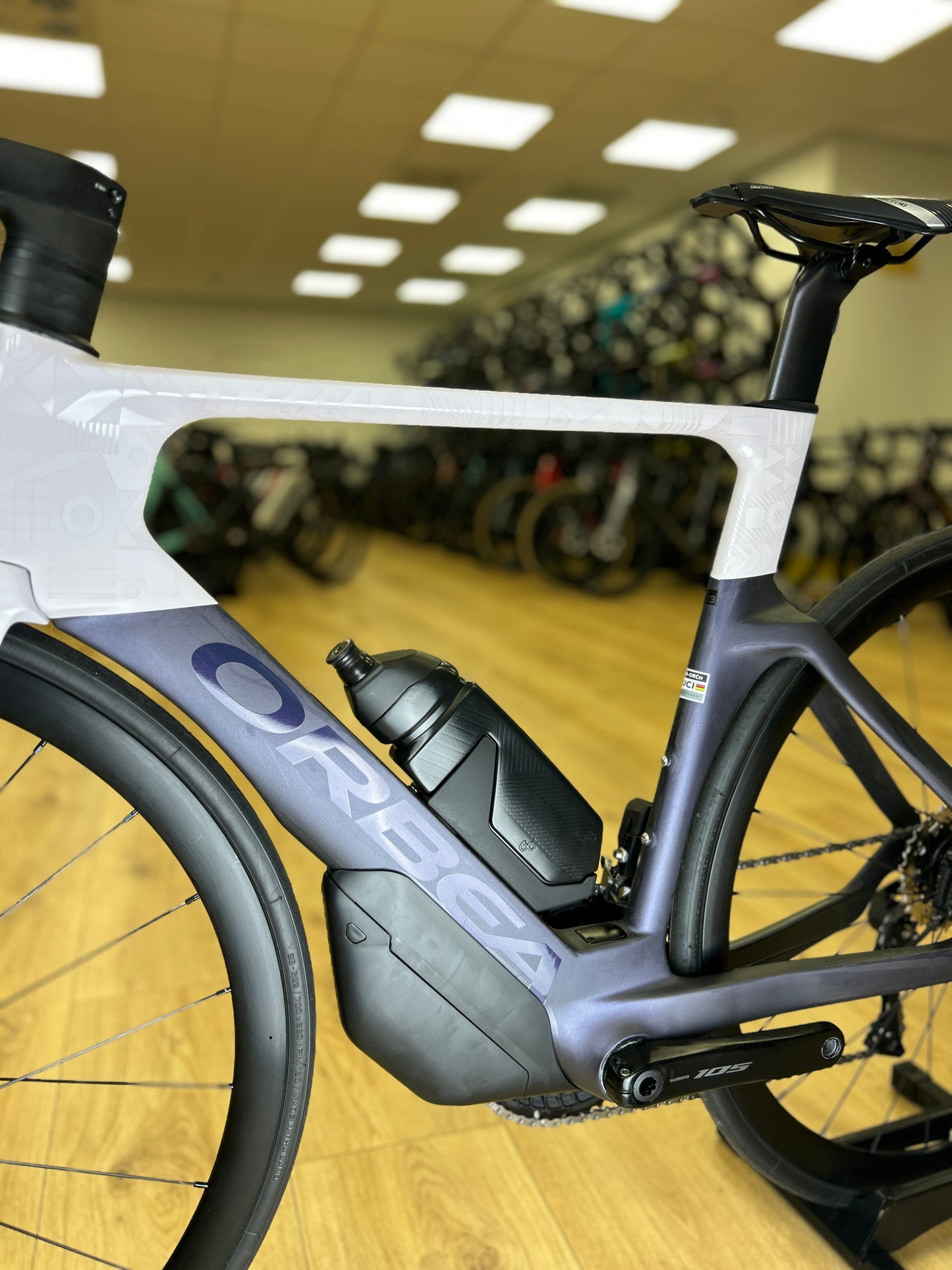 0km Showroom Model Orbea Orca Aero M30iLTD Di2 Carbon Racefiets