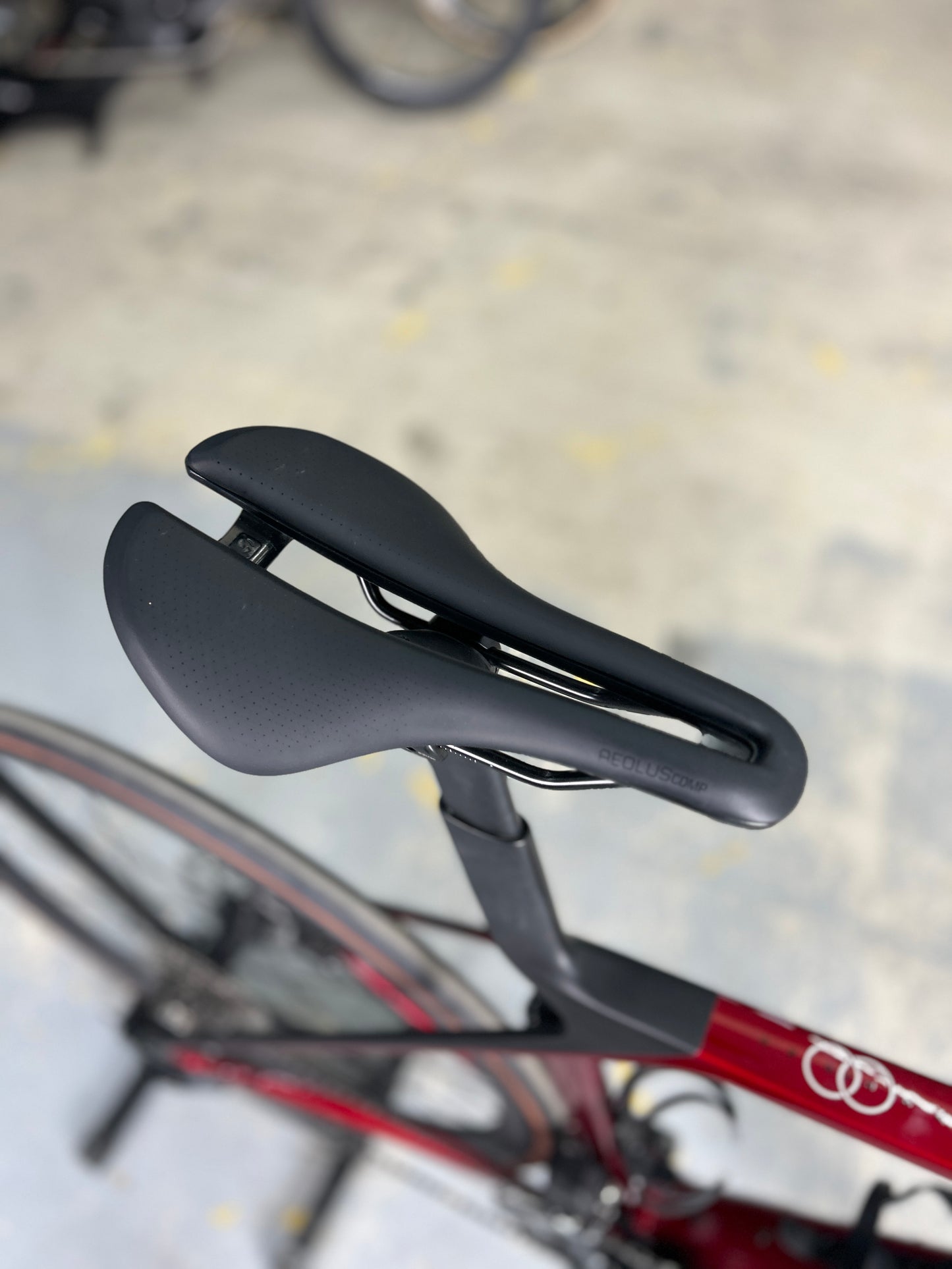 Trek Madone SL6 Di2 Carbon Road Bike
