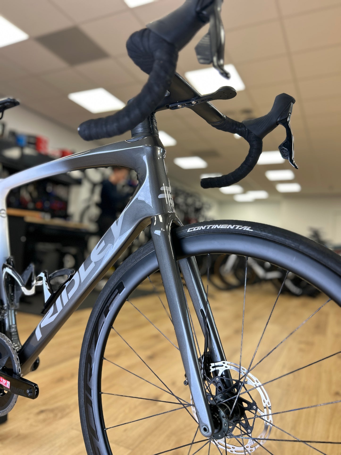 Ridley Fenix ​​SLiC AXS Carbon Road Bike