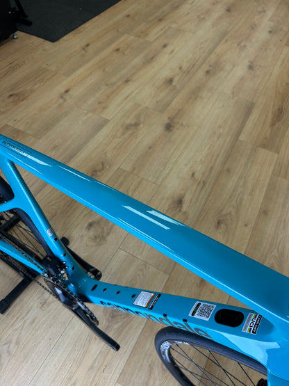 SHOWROOM MODEL Cannondale SuperSix Evo 3 Di2 Carbon Racefiets