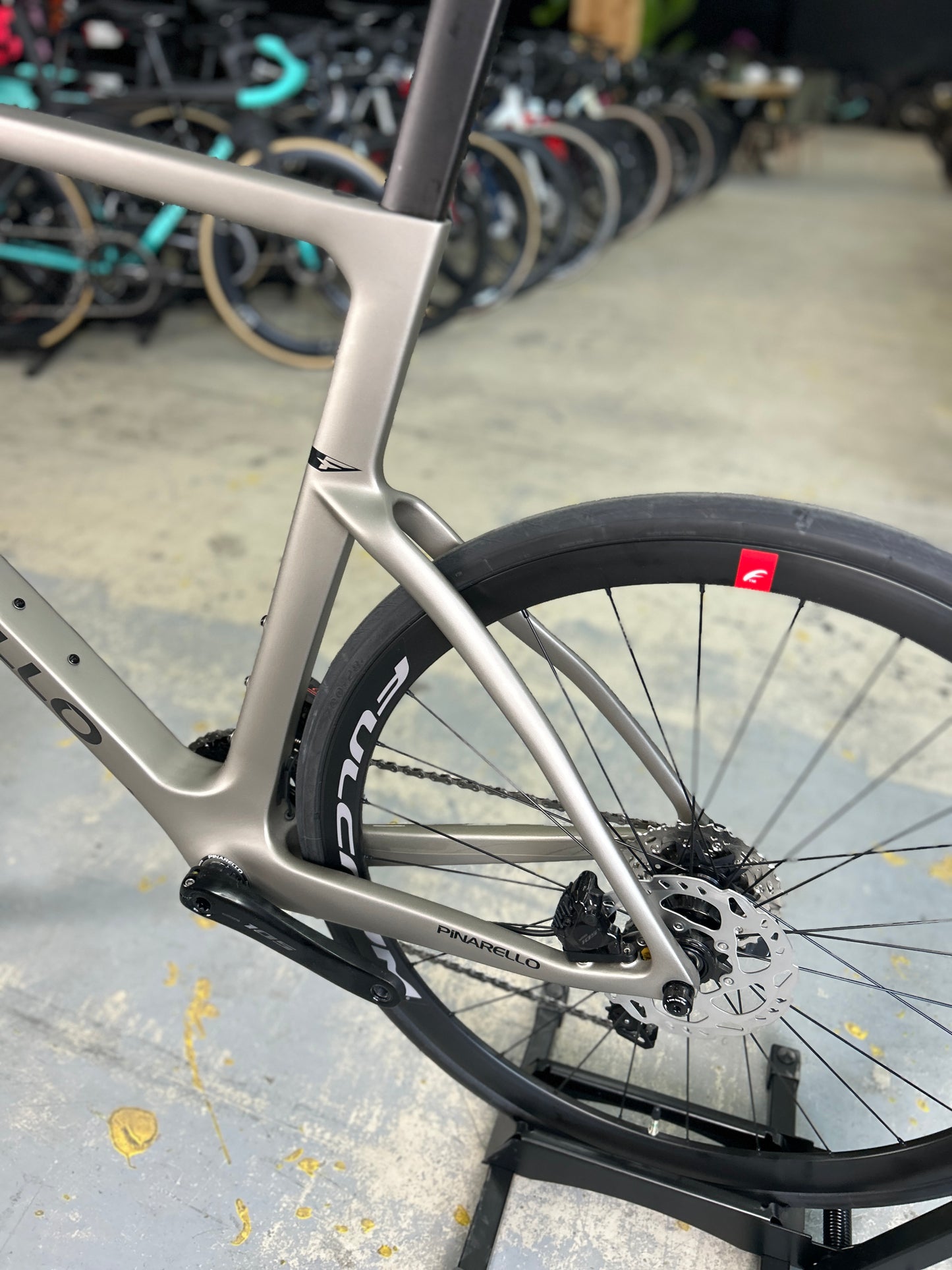 NIEUW Pinarello F5 Di2 Carbon Racefiets