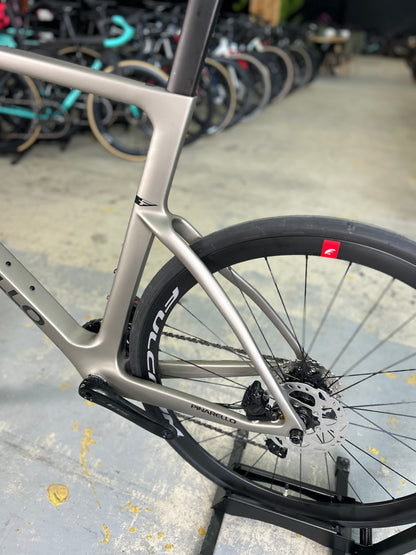 NIEUW Pinarello F5 Di2 Carbon Racefiets