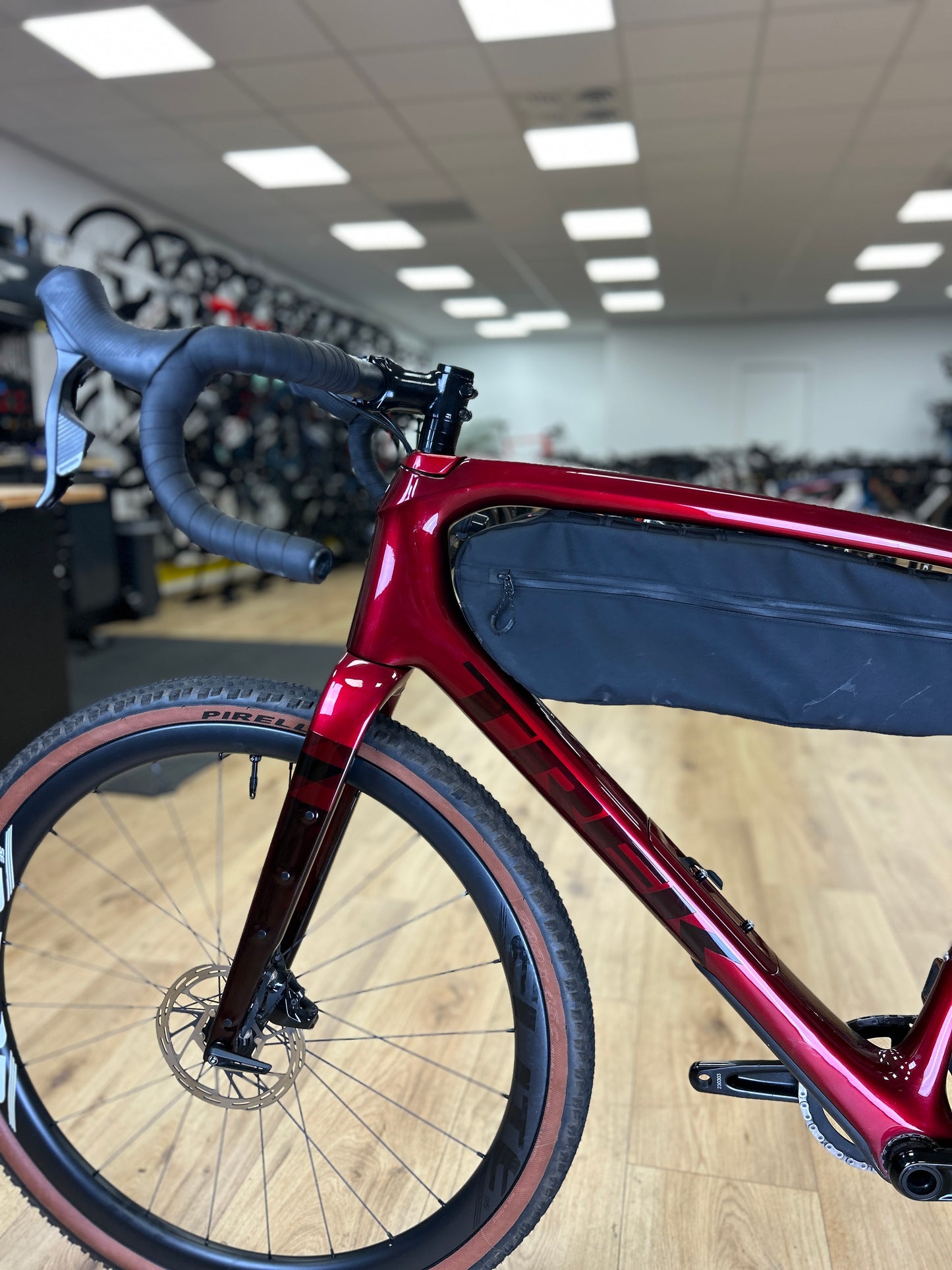 Trek Checkpoint AXS Gravel Fiets