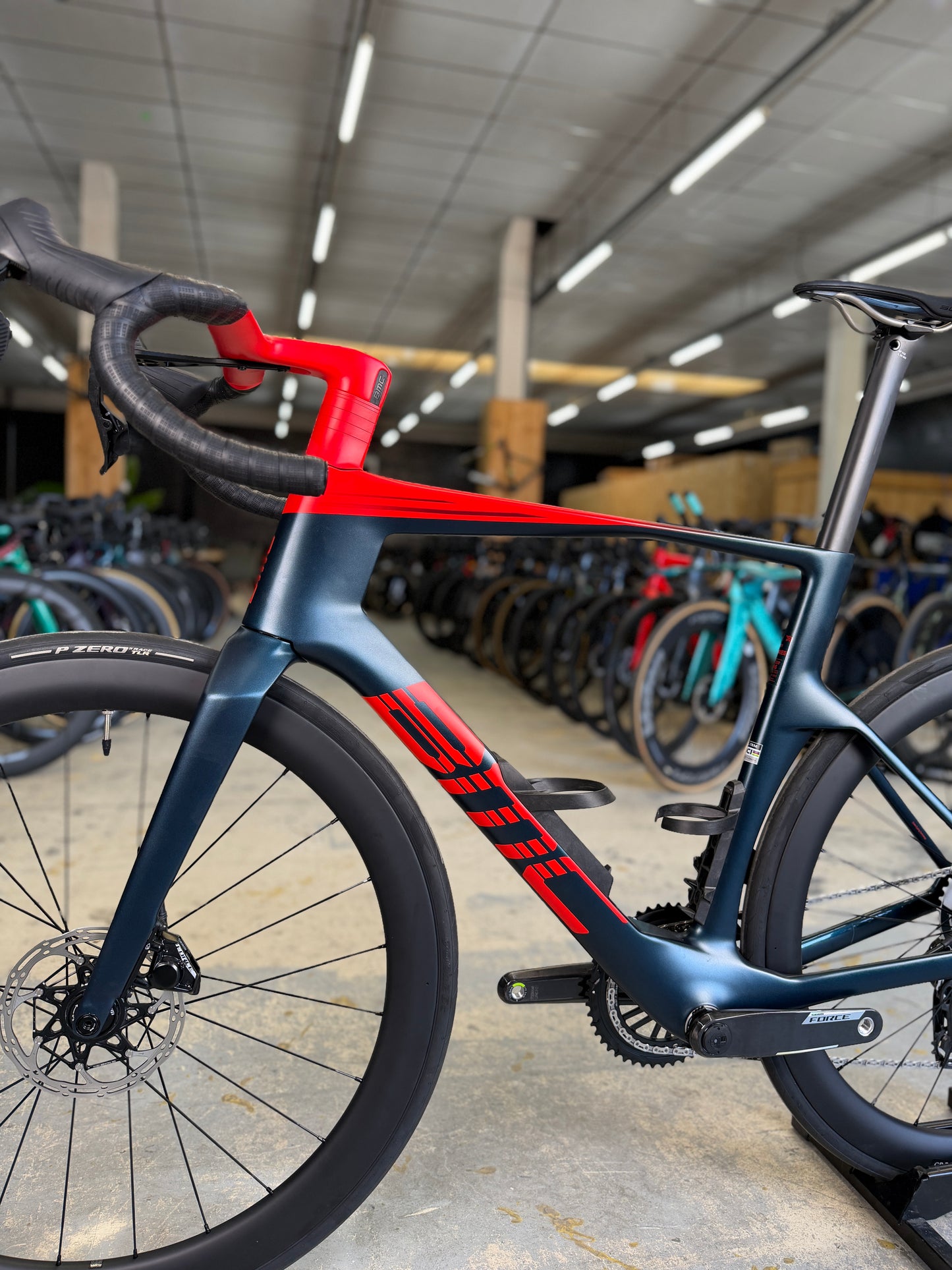 NIEUW BMC TeamMachine R01 AXS Carbon Racefiets