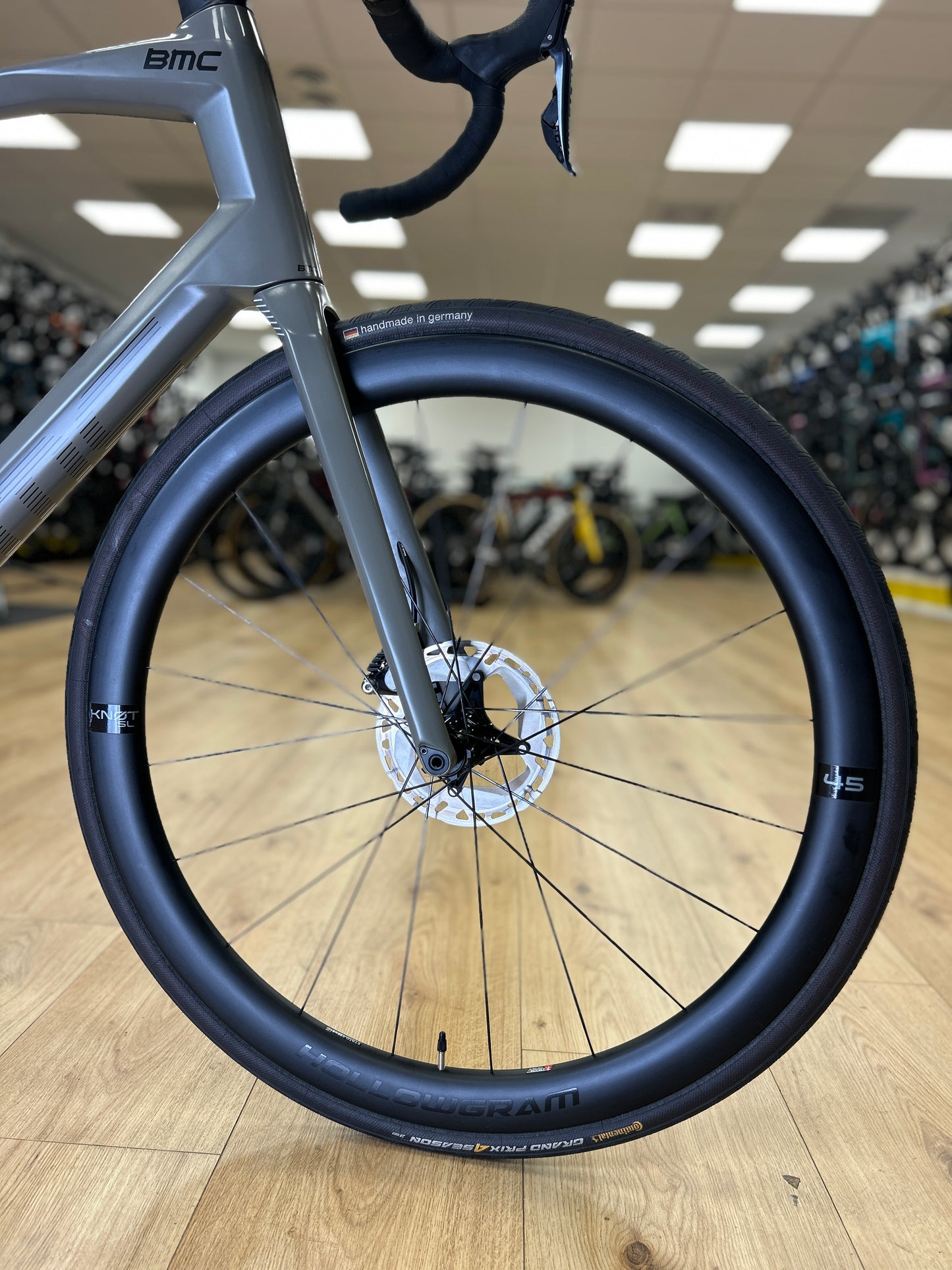 BMC Roadmachine 01 ONE Carbon Racefiets