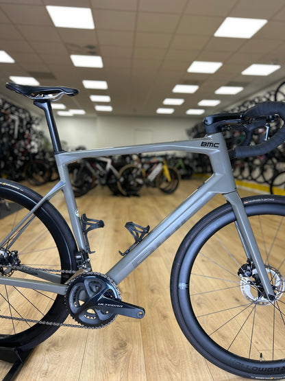 BMC Roadmachine 01 ONE Carbon Racefiets