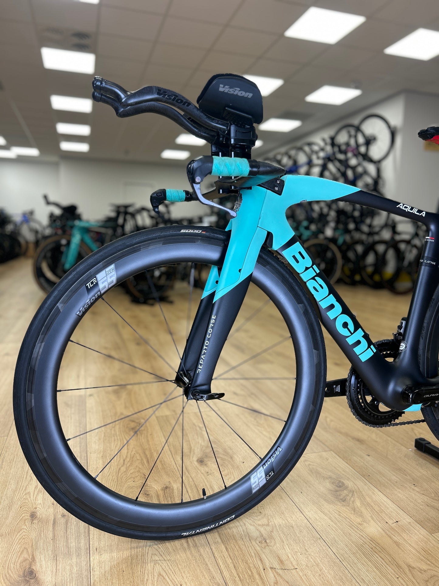 Bianchi Aquila CV Di2 Carbon Road Bike