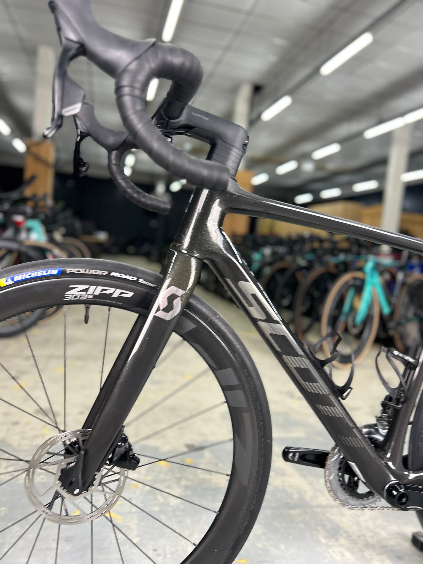 Scott Addict 10 AXS Carbon Road Bike