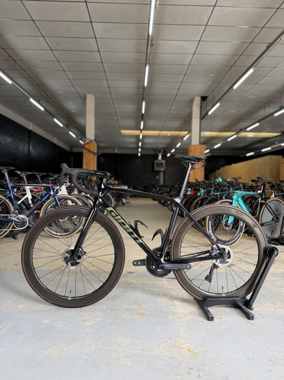 Giant TCR Pro Di2 Carbon Road Bike