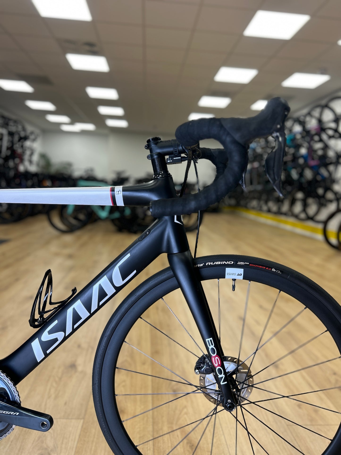 Isaac Boson Di2 Carbon Racefiets
