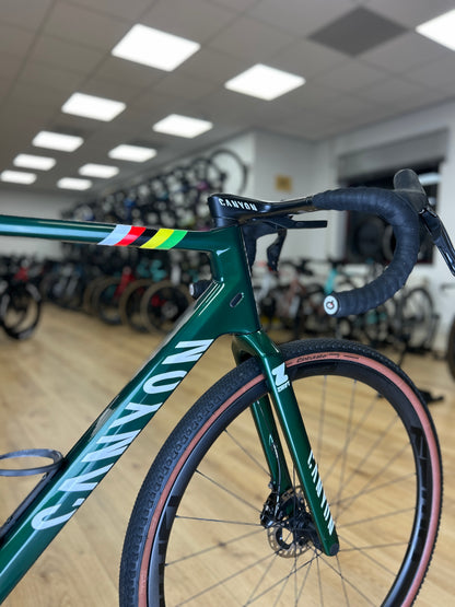 Canyon Inflite CFR Dura Ace Di2 Carbon Road Bike